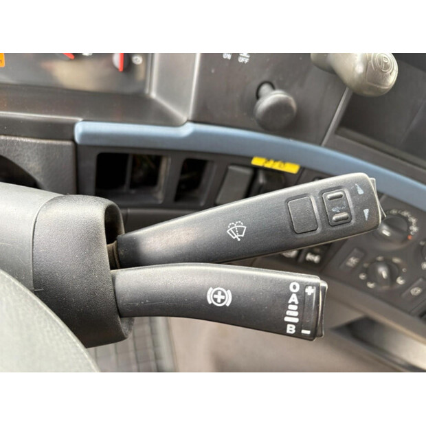 2008 فولفو FH-47016423