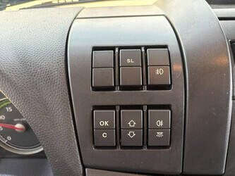 2009-iveco-eurocargo-90e18-1450679-47016581