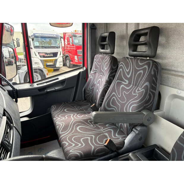 2009 Iveco EUROCARGO 90E18-47016605