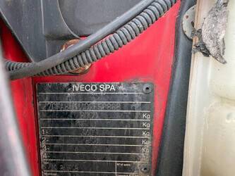 2009-iveco-eurocargo-90e18-1450680-47016606