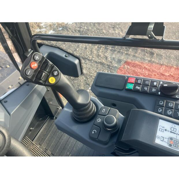 2024 BOBCAT L75-47024480
