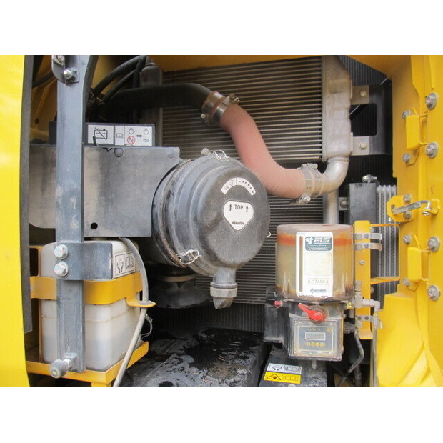 2022 كوماتسو PC228USLC-11E0-47024522