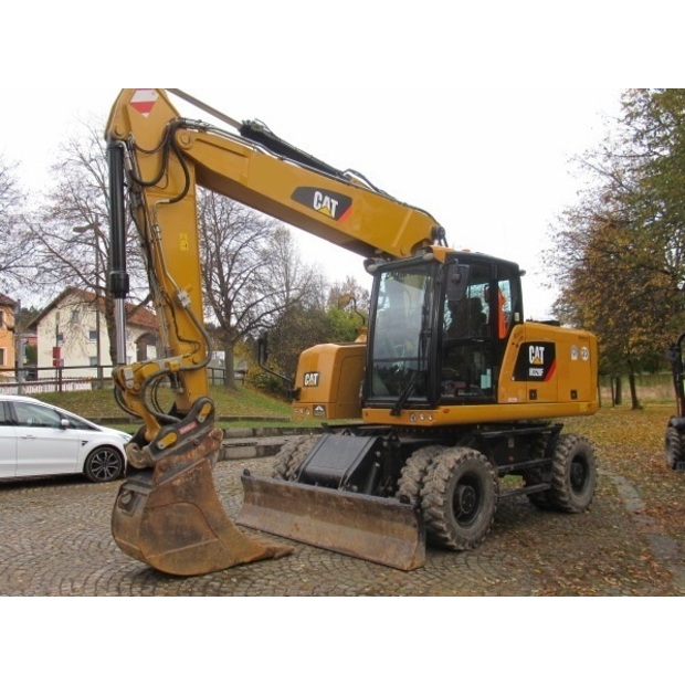 2021 كاتربيلر M320F-47024545
