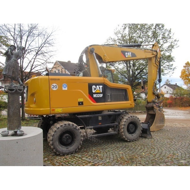 2021 كاتربيلر M320F-47024548
