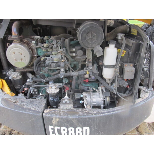2019 فولفو ECR88D-47024609
