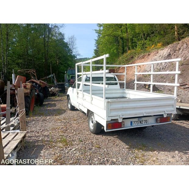 2006 Toyota Hilux-47030276