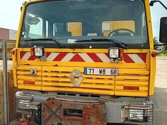 صورة ل شاحنات مسطحة 1996 رينو G270