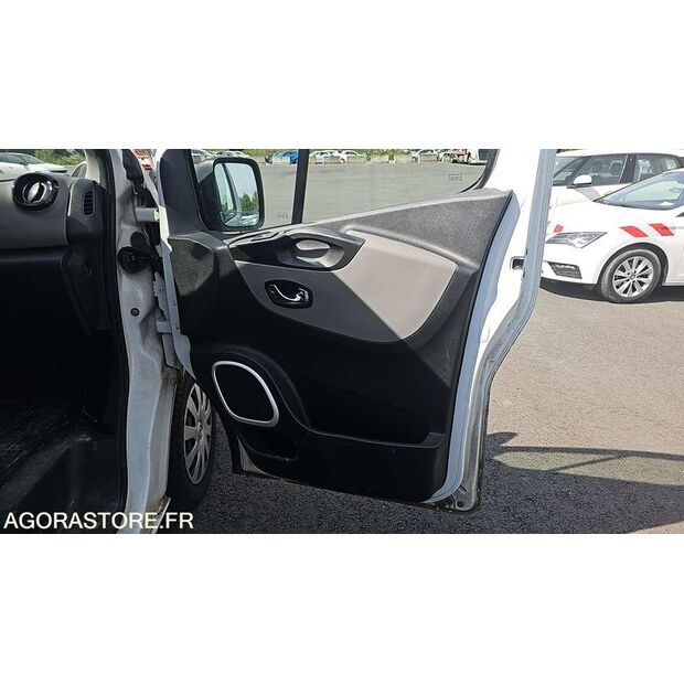 2018 رينو Trafic-47030369