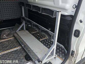 2018-renault-trafic-1450739-47030370