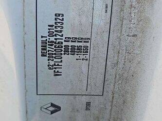 2018-renault-trafic-1450739-47030373