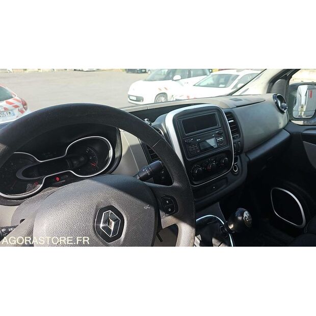 2018 رينو Trafic-47030382