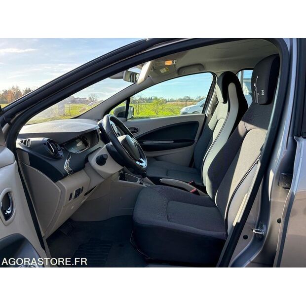 2015 رينو ZOE-47030691