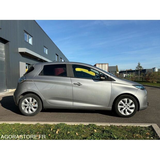 2015 رينو ZOE-47030693