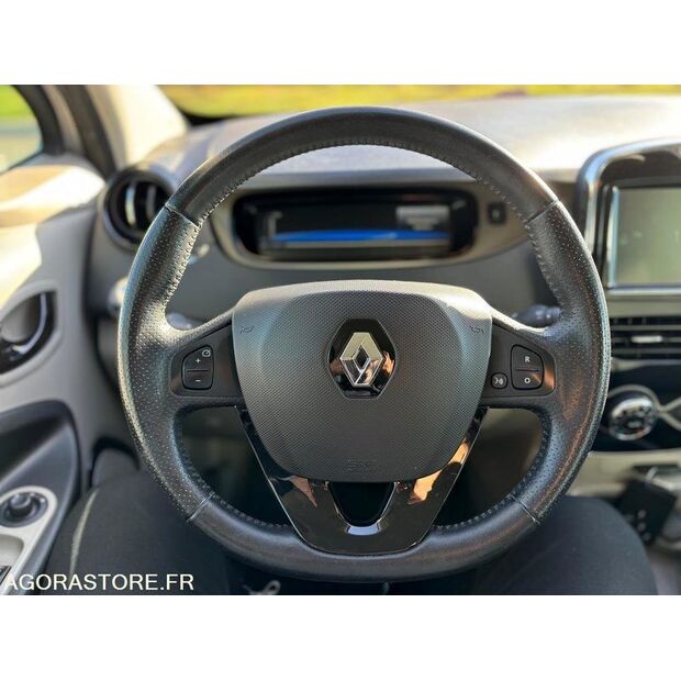 2015 رينو ZOE-47030699
