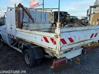 2002-mercedes-benz-sprinter-1450755-47030849