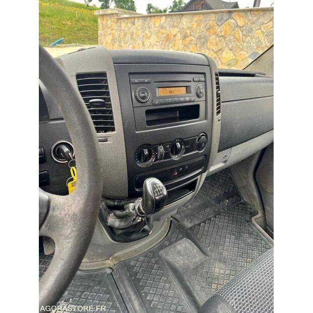 2011 مرسيدس بنز Sprinter 516 CDI-47030936