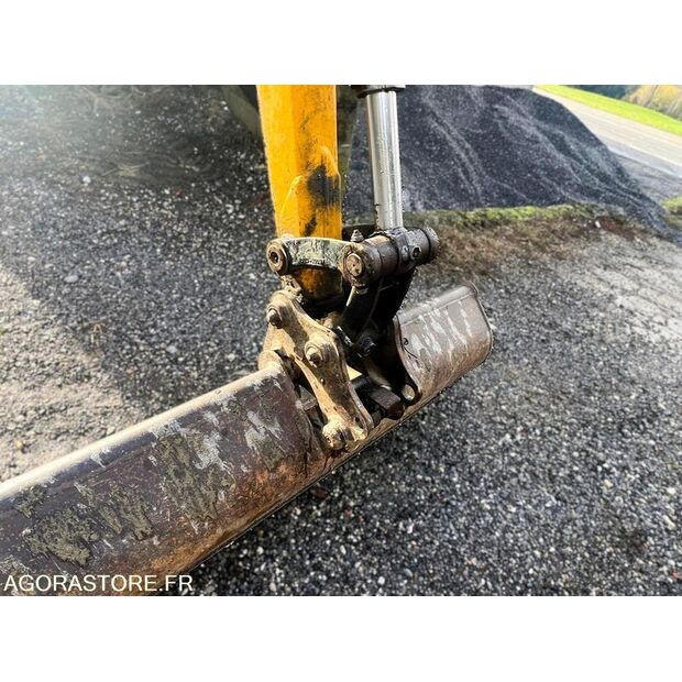 2010 JCB 8035-47031179