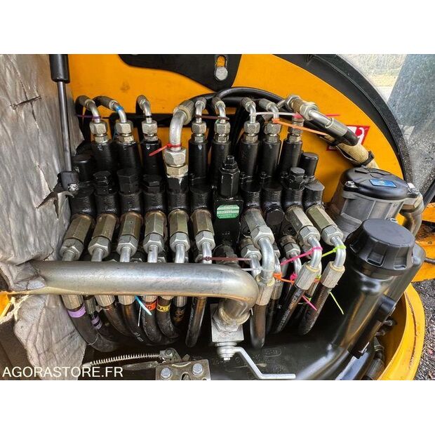 2010 JCB 8035-47031183