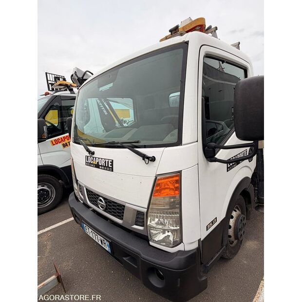 2018 نيسان NT400-47031189
