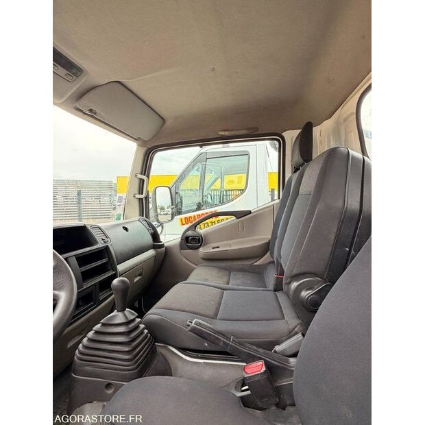 2018 نيسان NT400-47031191