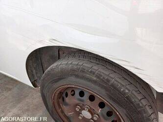 2013-renault-kangoo-1450181-47031317