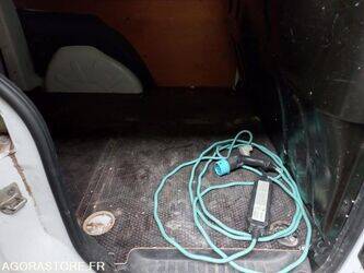 2013-renault-kangoo-1450181-47031325