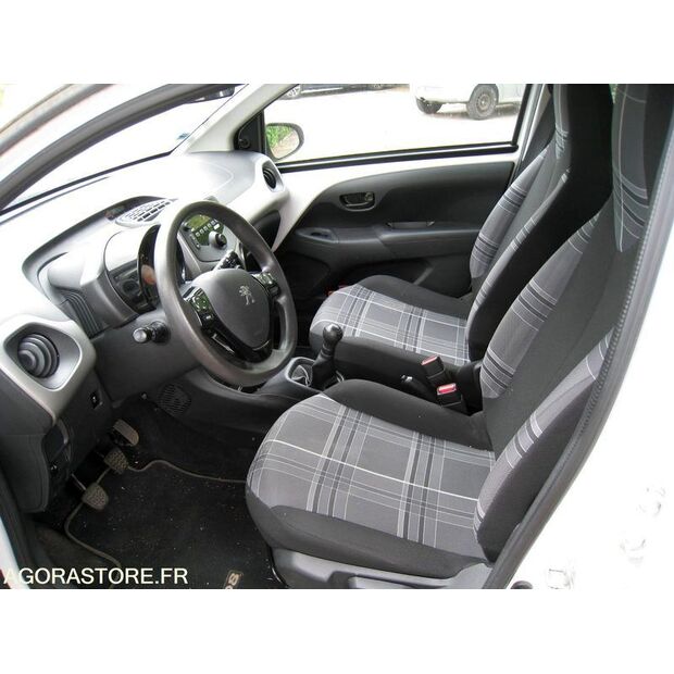 2017 Peugeot 108-47031487