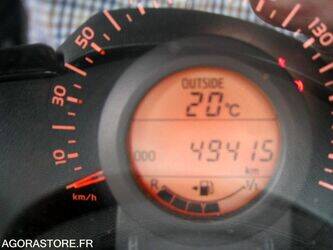 2017-peugeot-108-1450201-47031489