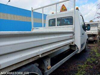 2011-renault-master-1450216-47031548
