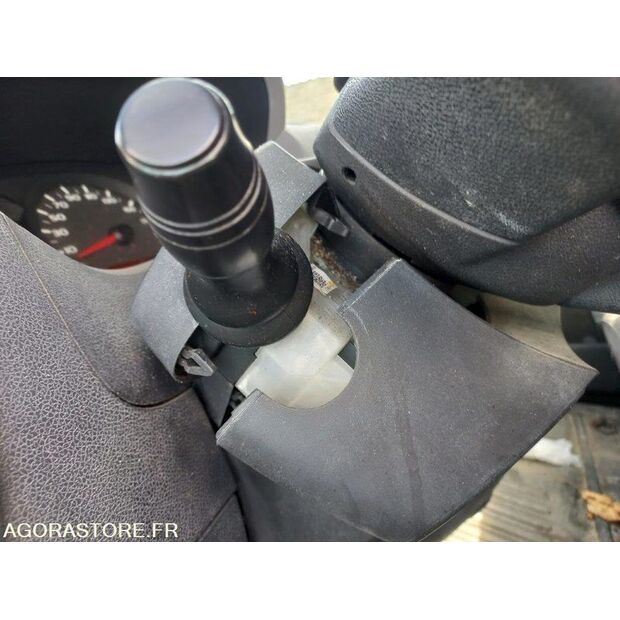 2011 Renault Master-47031560