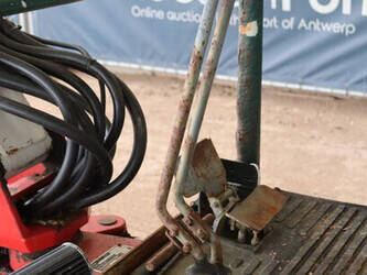 2014-takeuchi-tb219-1450782-47032807