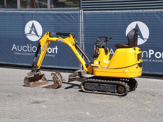 2011-jcb-8008-cts-1450826-47034332