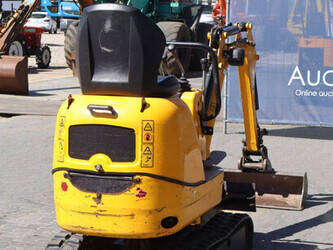 2011-jcb-8008-cts-1450826-47034335