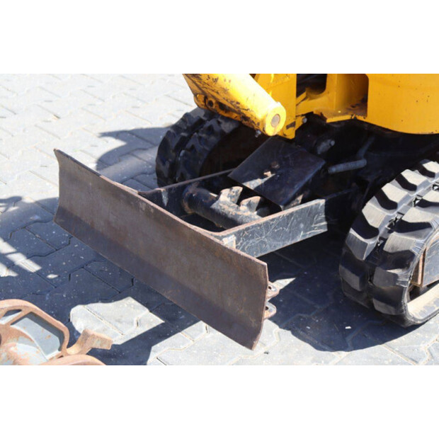 2011 JCB 8008 CTS-47034345