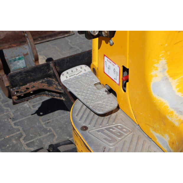 2011 JCB 8008 CTS-47034356