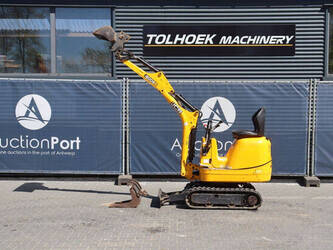 2011-jcb-8008-cts-1450826-47034363