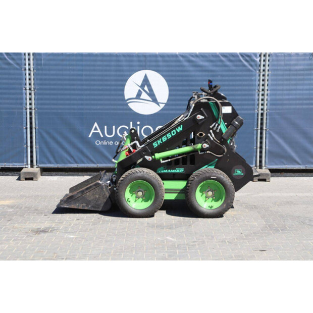 2025 ماموت SK650W-47034372