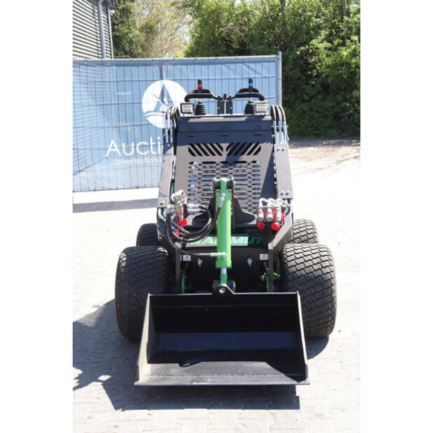 2025 ماموت SK650W-47034378