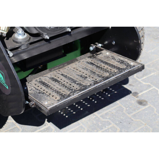 2025 ماموت SK650W-47034389