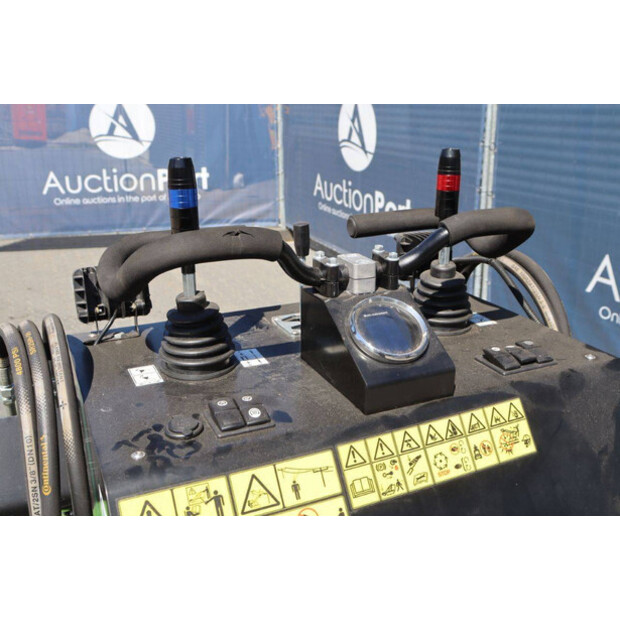2025 ماموت SK650W-47034392