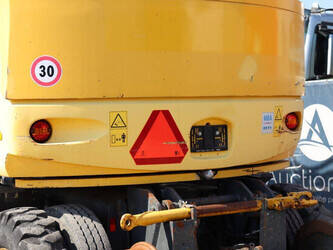 2011-new-holland-we-150-rr-47034485