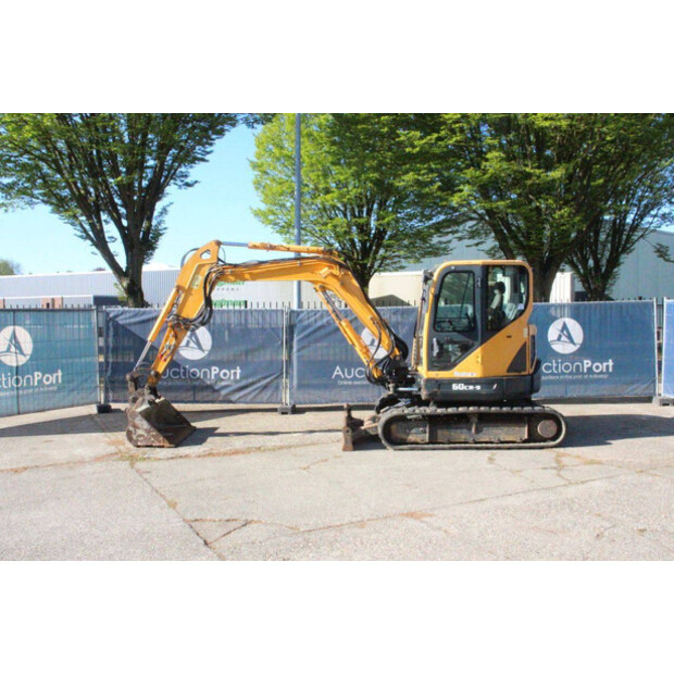 Hyundai ROBEX 60CR-9-47034597