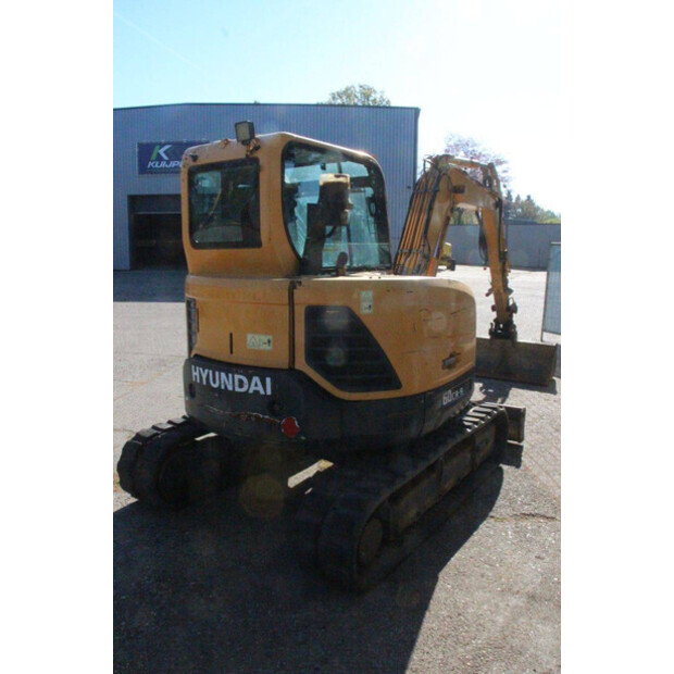 Hyundai ROBEX 60CR-9-47034600