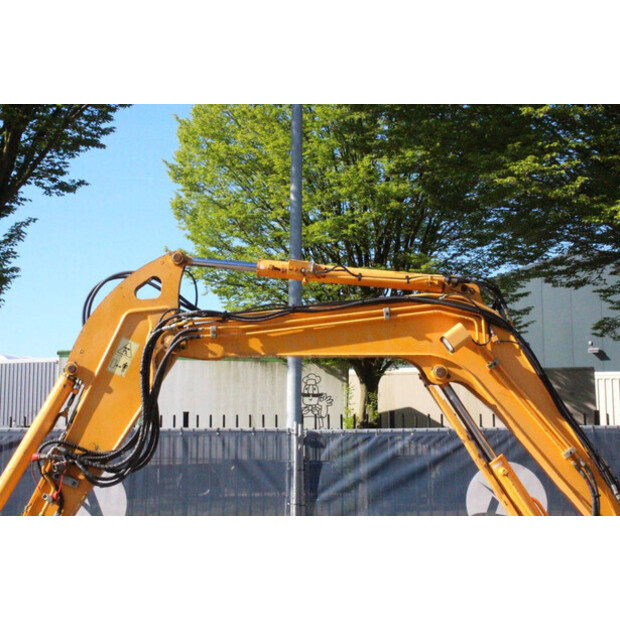 Hyundai ROBEX 60CR-9-47034606