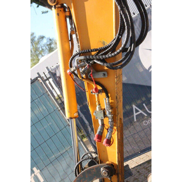 Hyundai ROBEX 60CR-9-47034608