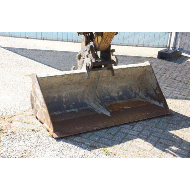 Hyundai ROBEX 60CR-9-47034609