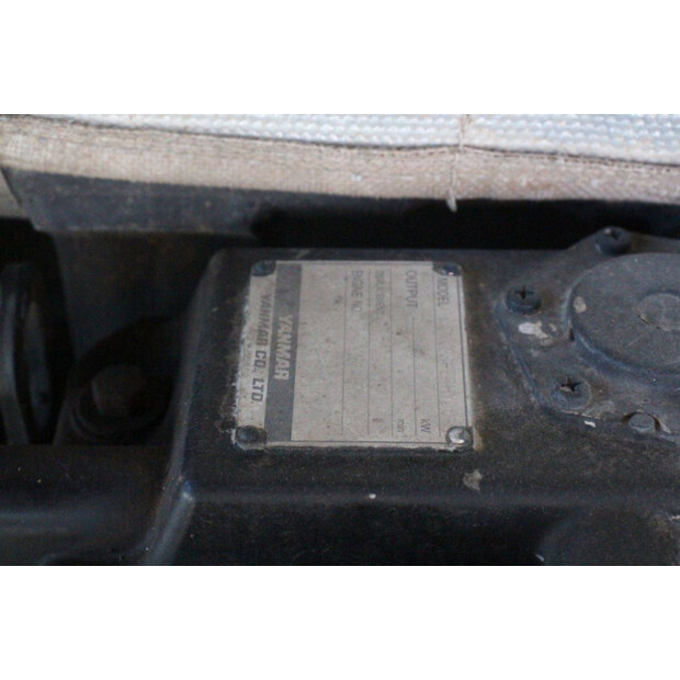 Hyundai ROBEX 60CR-9-47034616
