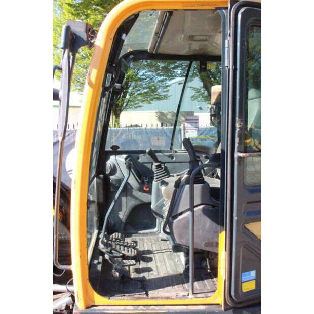 Hyundai ROBEX 60CR-9-47034621