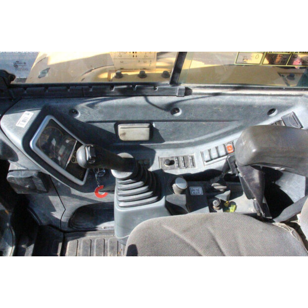 Hyundai ROBEX 60CR-9-47034624