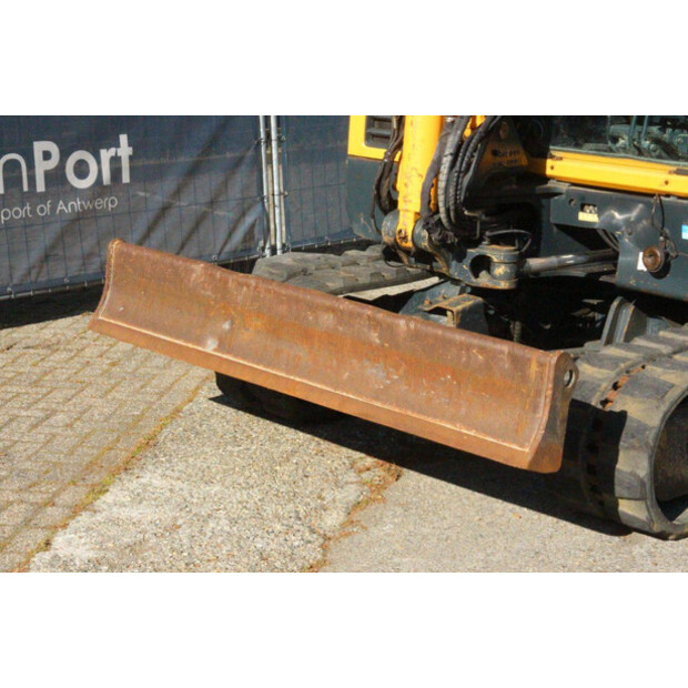 Hyundai ROBEX 60CR-9-47034631
